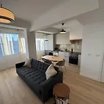 The Crow Ajuda Apartment I